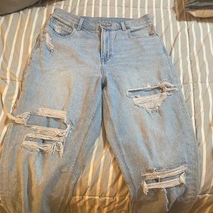 American Eagle mom jean size 10